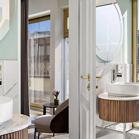 Hotel Bristol Berlin Exterior photo Bathroom